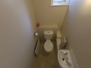 Room 11 toilet - Double with Private Bathroom, Ground Floor