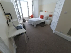 Room 25 bedroom - Extra Large Double En-Suite, Ground Floor