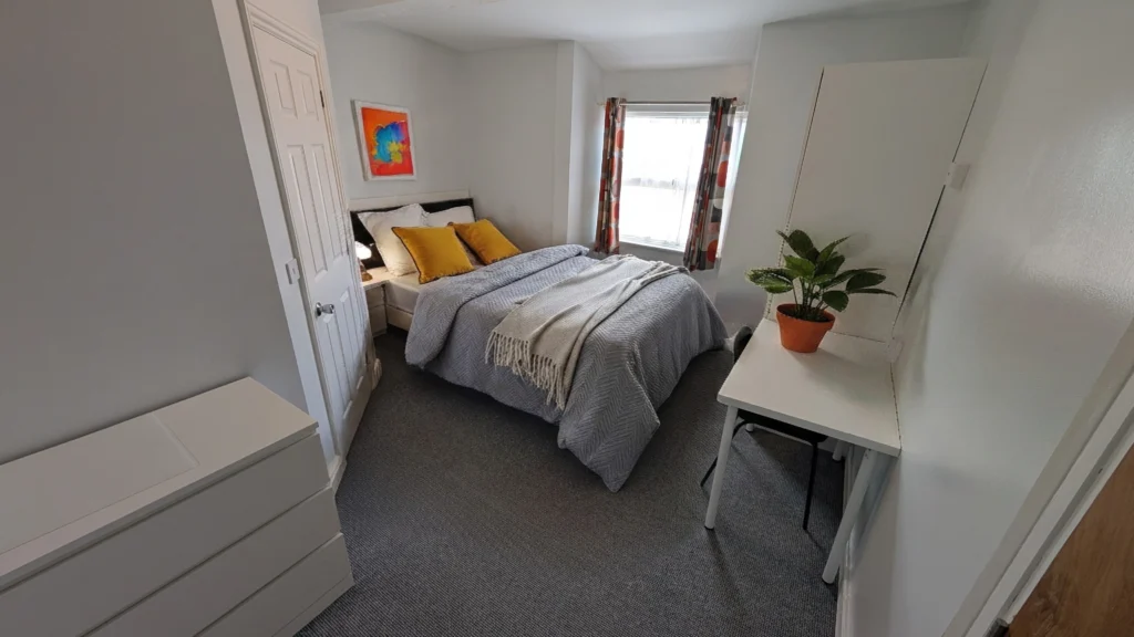 Room 7 bedroom - Double En-Suite, 2nd Floor