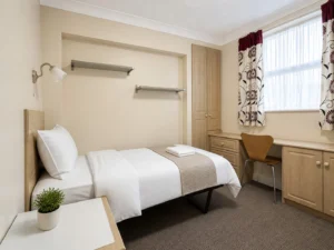 Room 12 bedroom - Single En-Suite, Ground Floor