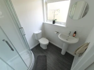 Room 14 en-suite bathroom - Double En-Suite, 1st Floor