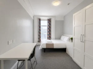 Room 29 bedroom - Double En-Suite, 1st Floor