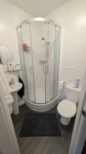 Room 31 en-suite bathroom - Double En-Suite, 2nd Floor